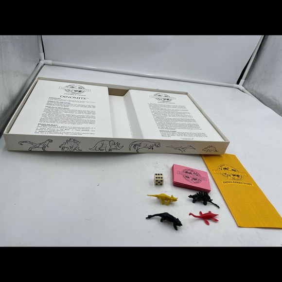 UNIVERSITY GAMES VINTAGE BOARD GAME DINOMITE - Picture 3 of 4